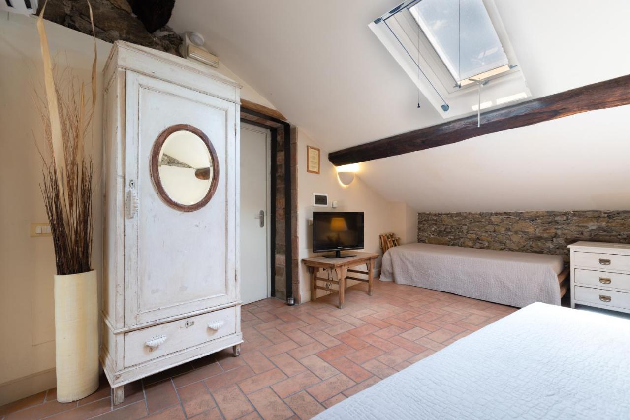 Hotel Al Convento Vezzano Ligure Bagian luar foto