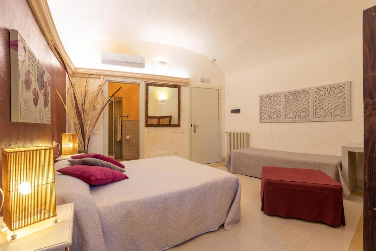 Hotel Al Convento Vezzano Ligure Bagian luar foto